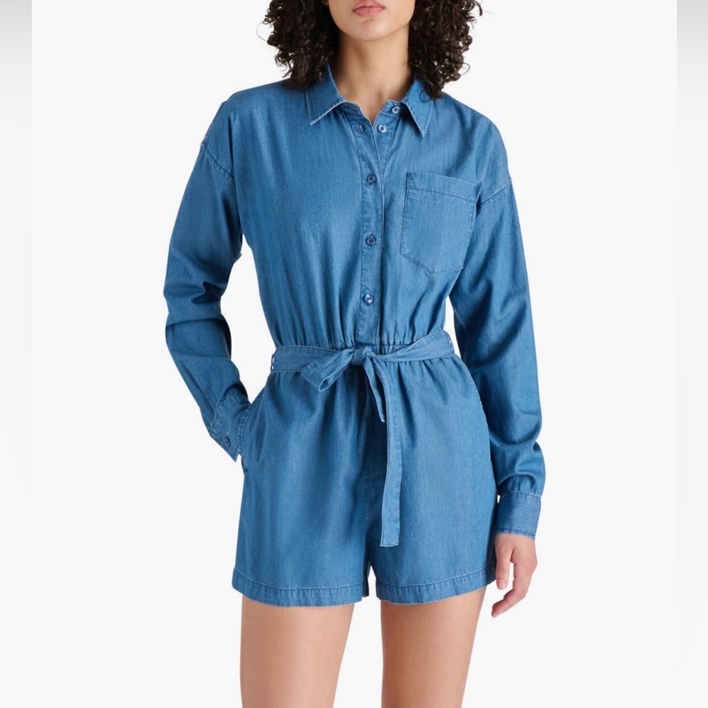 Steve Madden  Long Sleeve Chambray denim blue Romper/size L